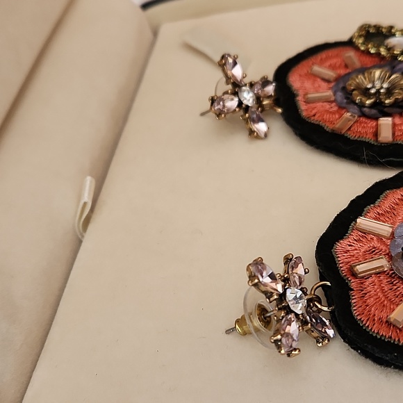 Aldo Statement Earrings - Picture 2 of 3